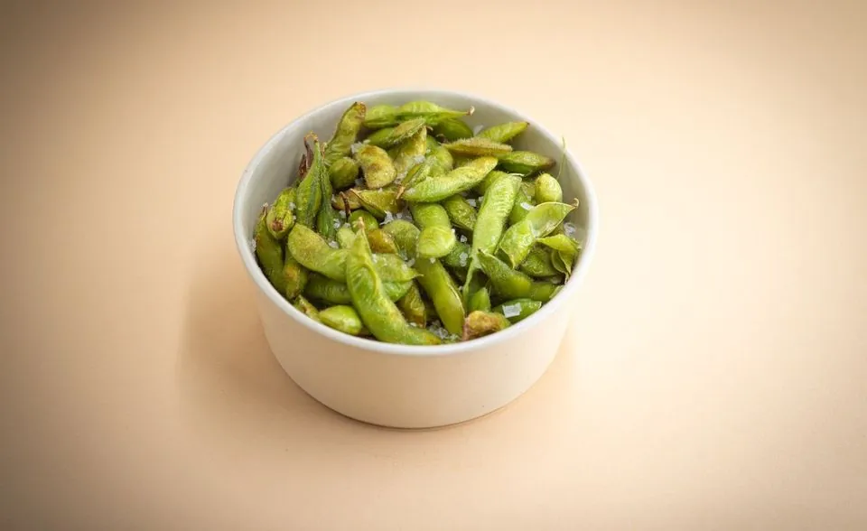 Edamame cu fulgi de sare